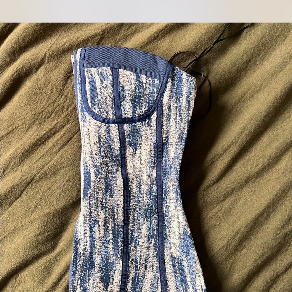 Beautiful Blue Corset Top from Micas - Picture 3 of 7